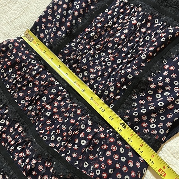 Diane Von Furstenberg Mini Dress. Size 6 - Picture 9 of 14